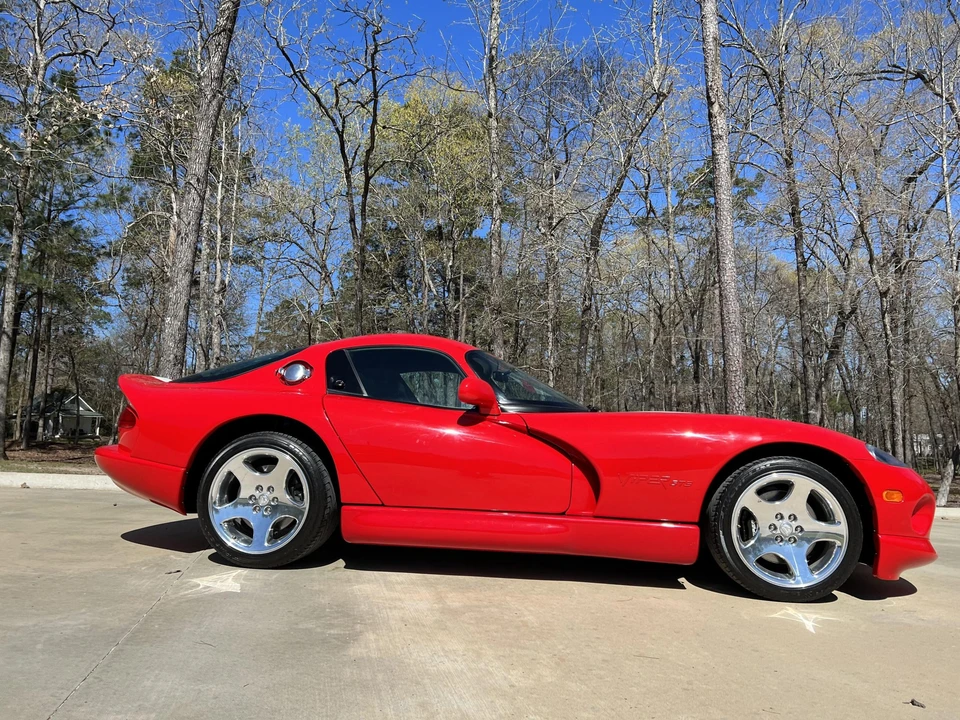 2002 Dodge Viper GTS 2nd Gen - Image 30 of 31