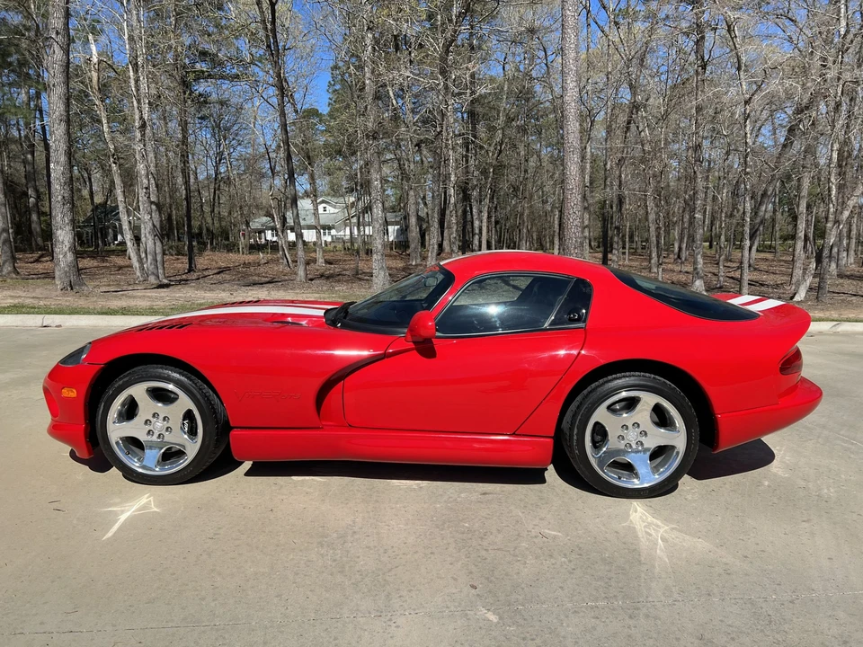 2002 Dodge Viper GTS 2nd Gen - Image 6 of 31
