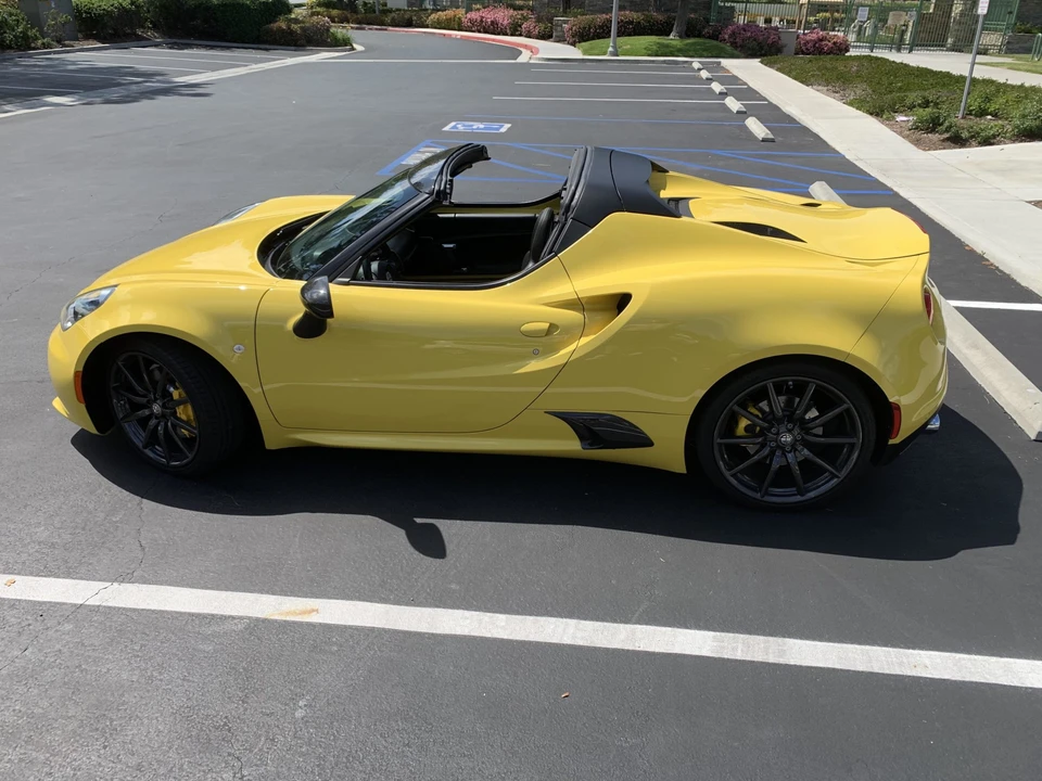 2016 Alfa Romeo 4C Spider - Image 27 of 31