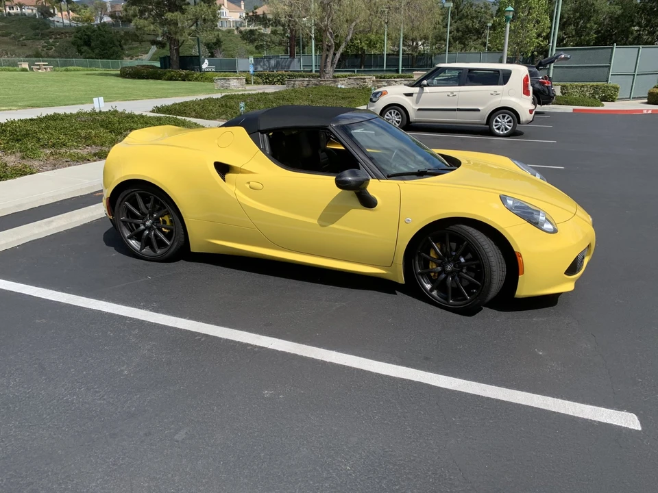 2016 Alfa Romeo 4C Spider - Image 2 of 31