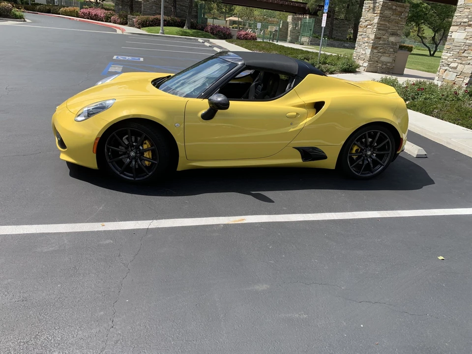 2016 Alfa Romeo 4C Spider - Image 24 of 31
