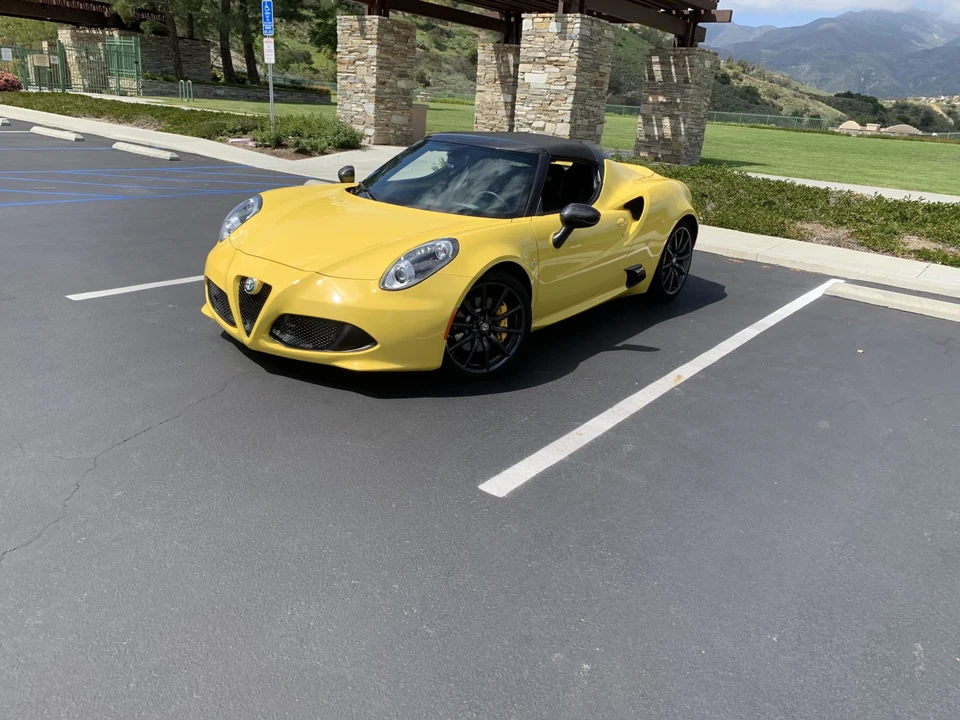 2016 Alfa Romeo 4C Spider - Image 17 of 31