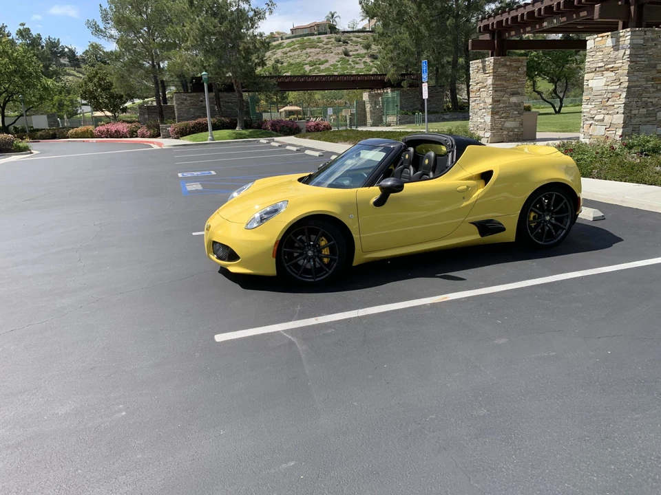 2016 Alfa Romeo 4C Spider - Image 25 of 31