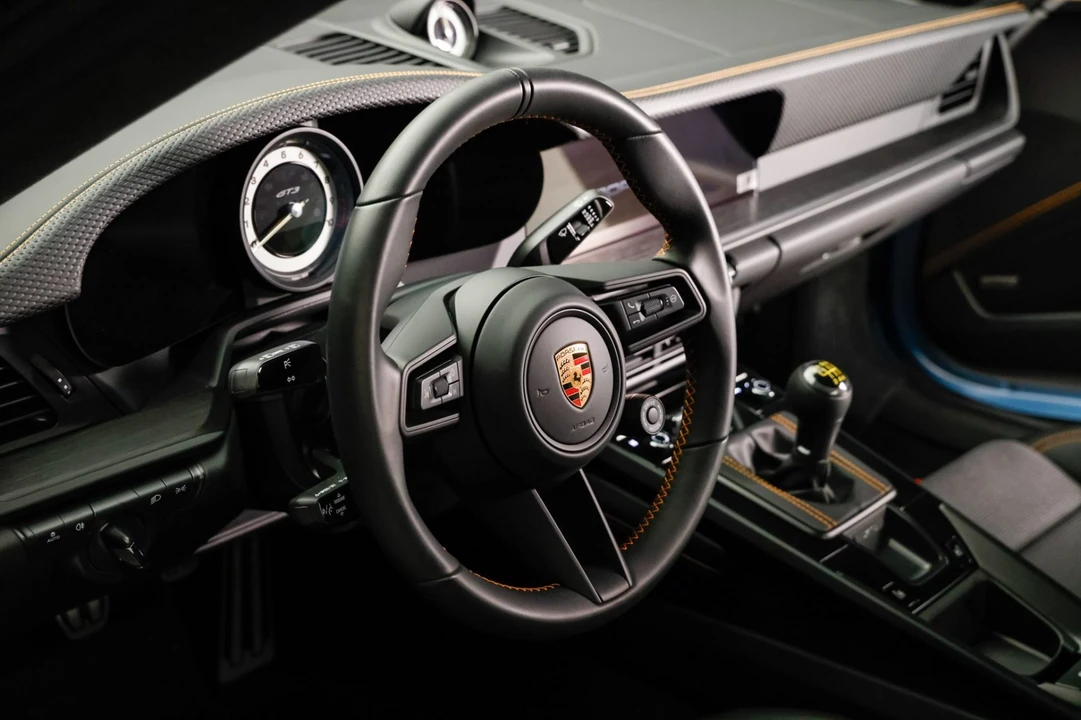 2023 Porsche 992 GT3 - Image 5 of 9