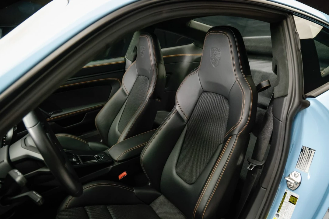 2023 Porsche 992 GT3 - Image 4 of 9