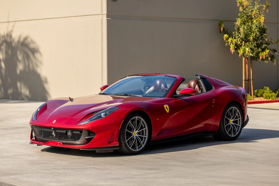 2022 Ferrari 812 GTS - Image 3 of 31
