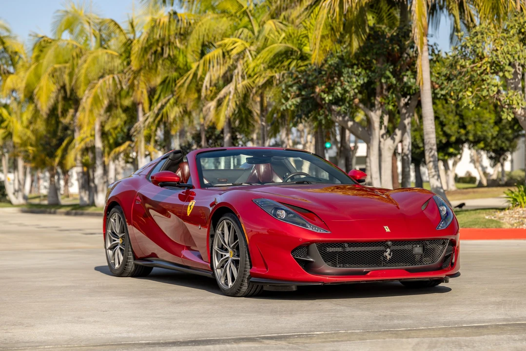 2022 Ferrari 812 GTS - Image 18 of 31