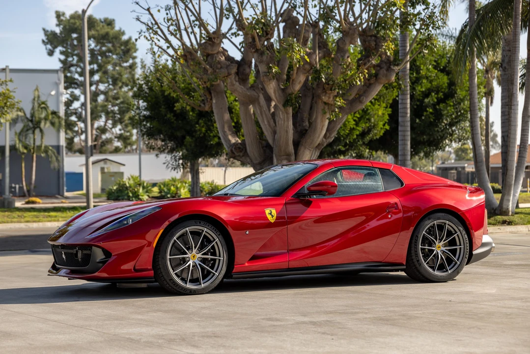 2022 Ferrari 812 GTS - Image 4 of 31