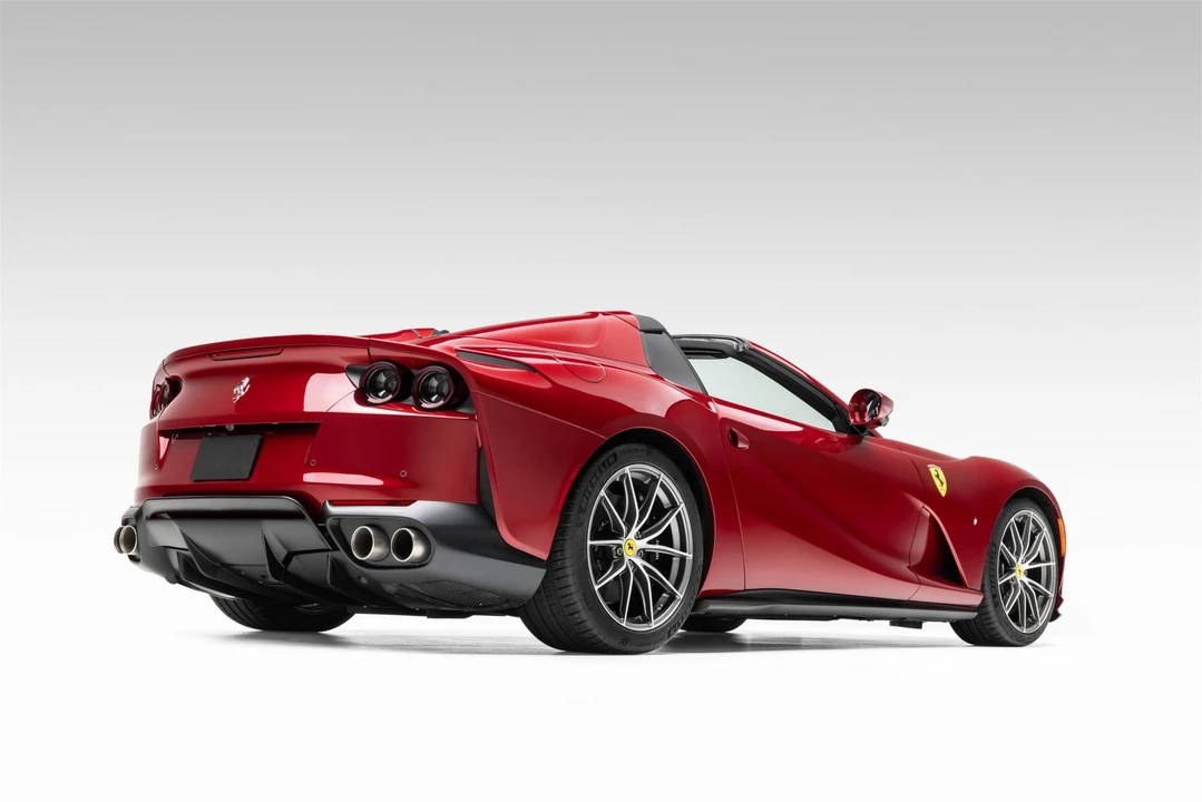 2022 Ferrari 812 GTS - Image 31 of 31