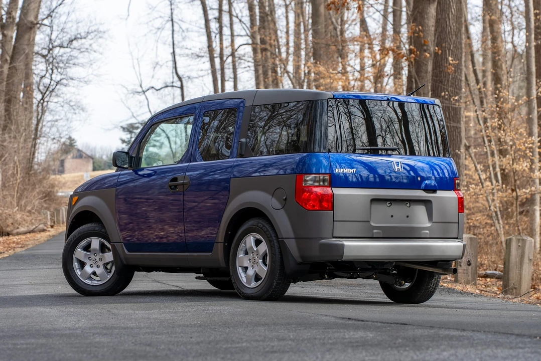 2004 Honda Element - Image 23 of 31