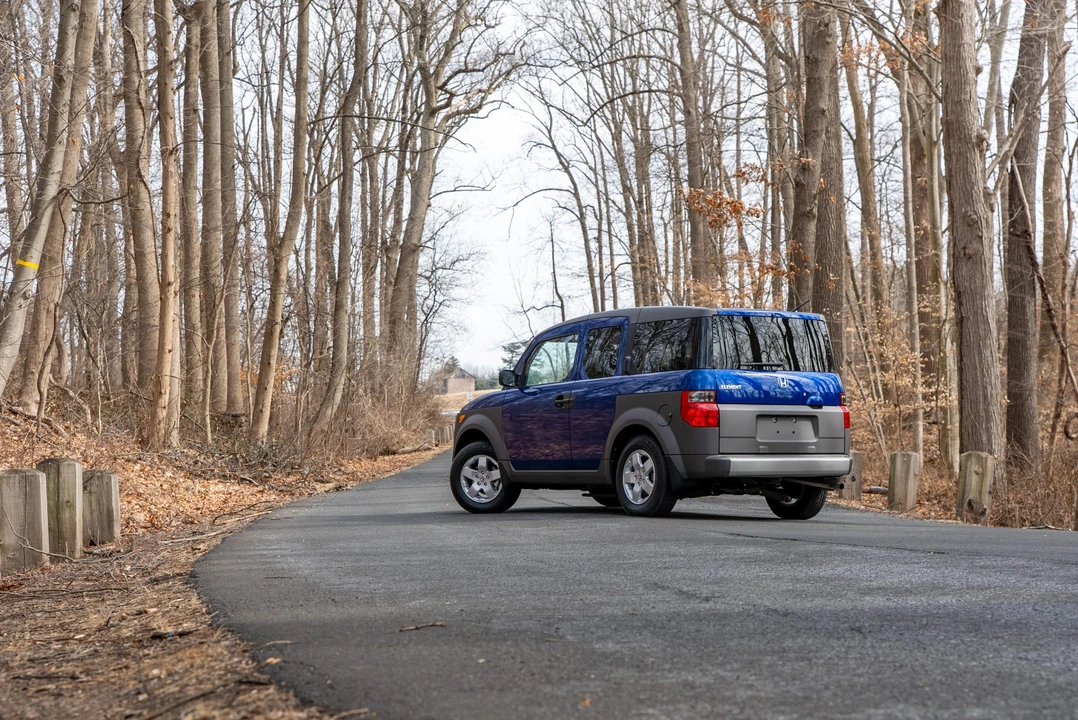 2004 Honda Element - Image 24 of 31