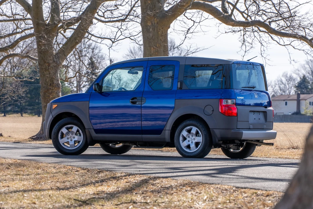 2004 Honda Element - Image 25 of 31