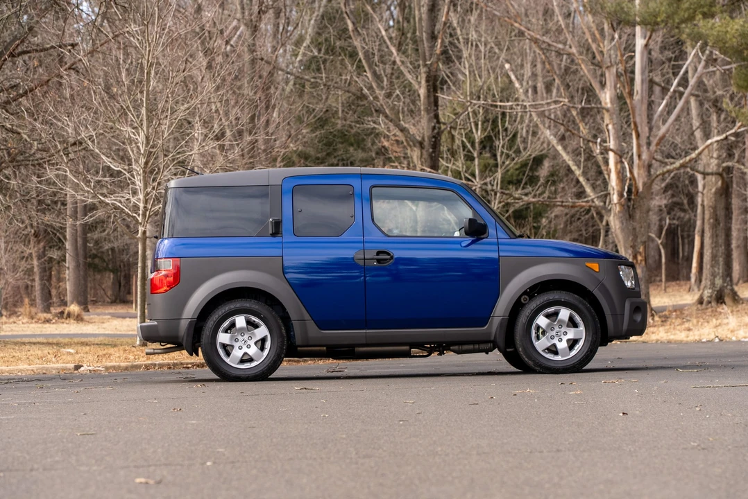 2004 Honda Element - Image 15 of 31