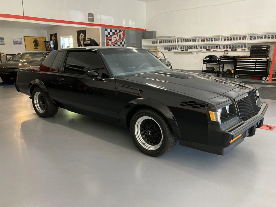 1987 Buick Grand National GNX - Image 24 of 31
