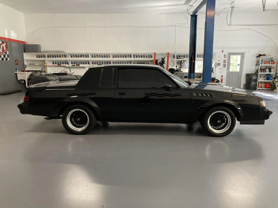 1987 Buick Grand National GNX - Image 20 of 31