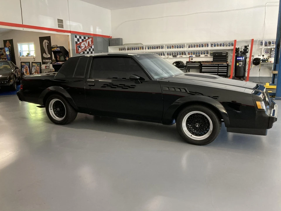 1987 Buick Grand National GNX - Image 22 of 31