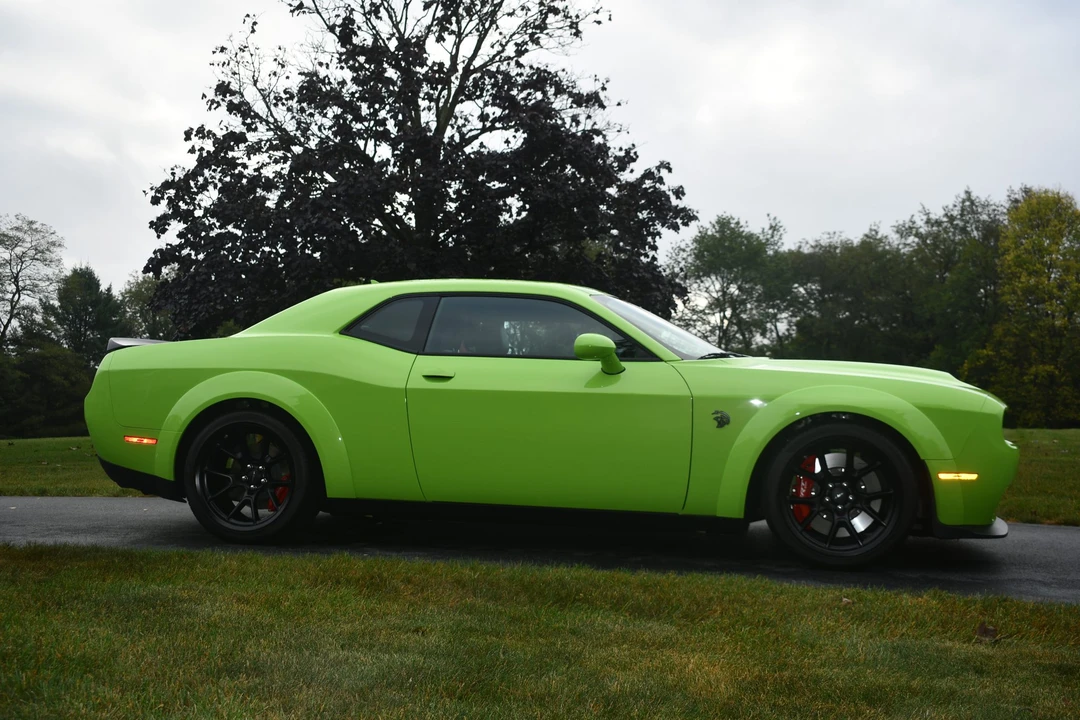 2023 Dodge Challenger SRT Hellcat 3rd Gen - Image 4 of 31