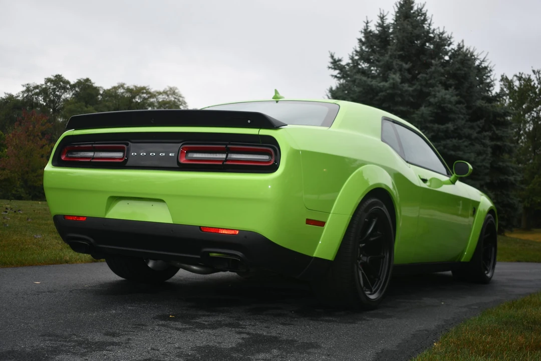 2023 Dodge Challenger SRT Hellcat 3rd Gen - Image 9 of 31