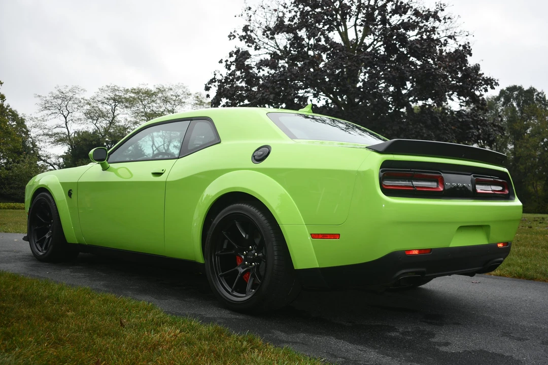 2023 Dodge Challenger SRT Hellcat 3rd Gen - Image 16 of 31