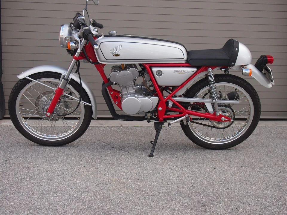 1997 Honda CB50R - Image 7 of 31