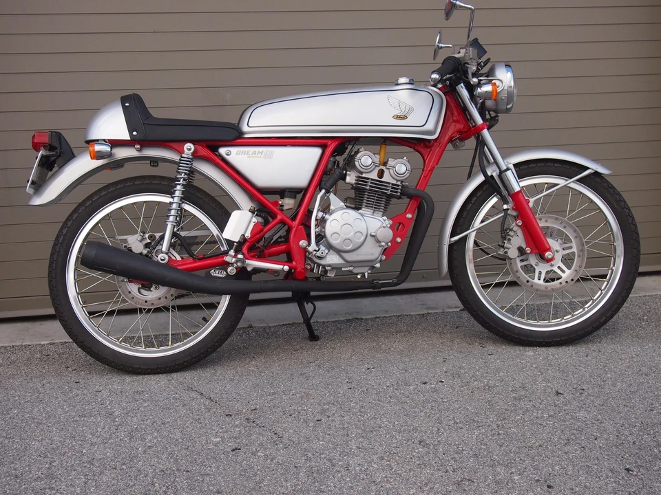 1997 Honda CB50R - Image 3 of 31