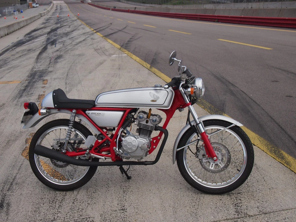 1997 Honda CB50R - Image 6 of 31