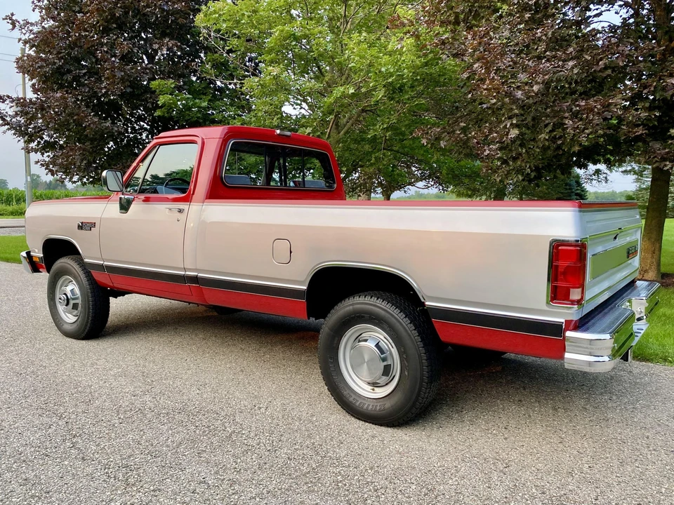1990 Dodge Ram 1st Gen - Image 8 of 31