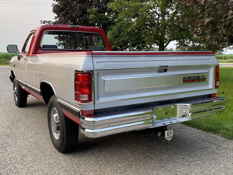 1990 Dodge Ram 1st Gen - Image 11 of 31