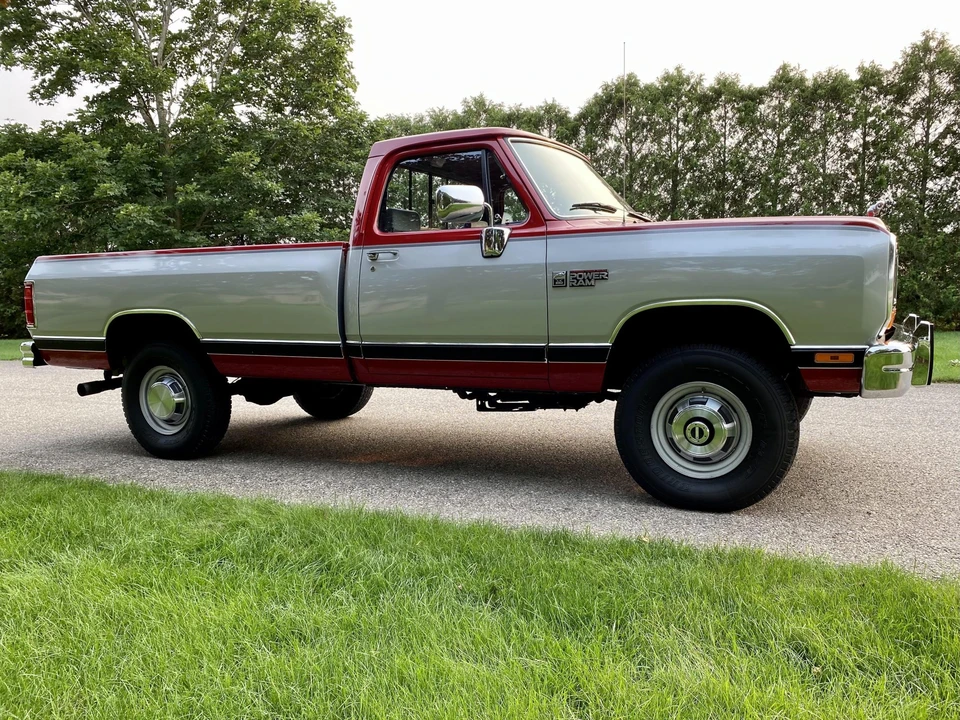 1990 Dodge Ram 1st Gen - Image 19 of 31