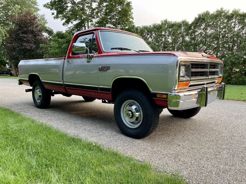 1990 Dodge Ram 1st Gen - Image 20 of 31