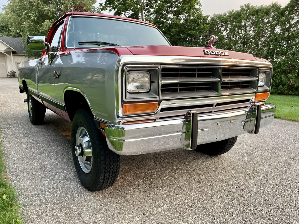 1990 Dodge Ram 1st Gen - Image 22 of 31