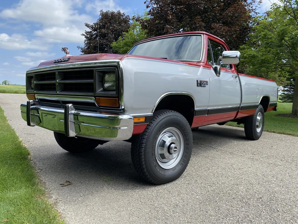 1990 Dodge Ram 1st Gen - Image 28 of 31