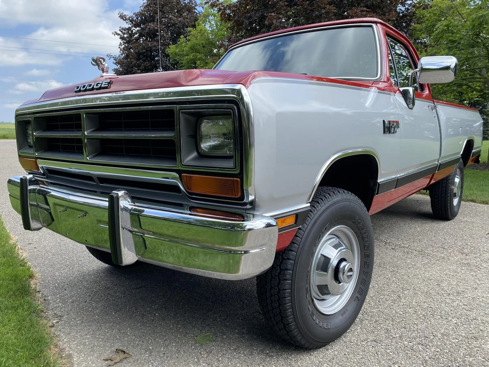 1990 Dodge Ram 1st Gen - Image 30 of 31