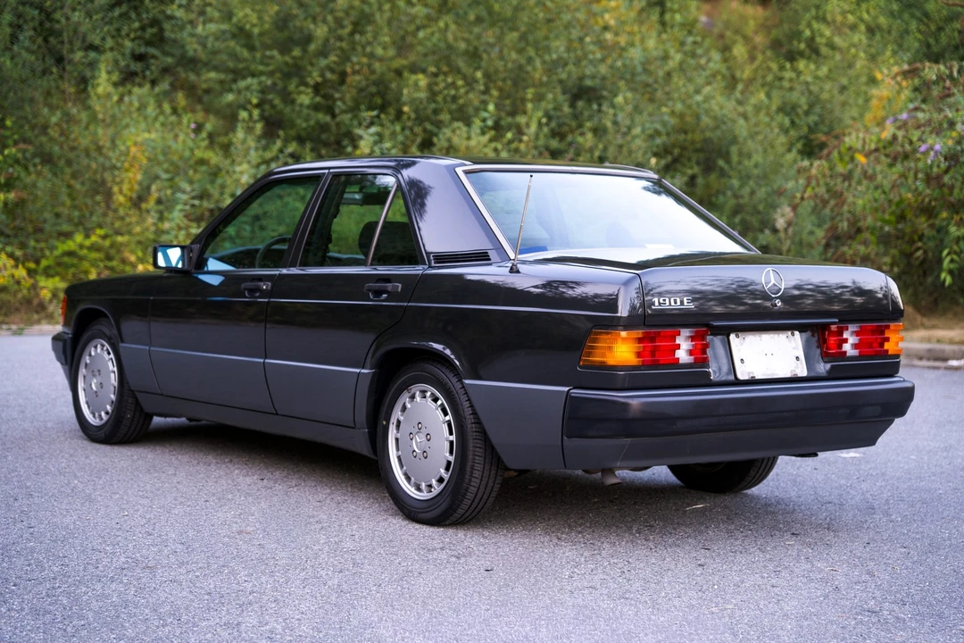 1991 Mercedes-Benz 190E - Image 3 of 31