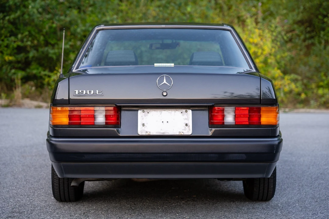 1991 Mercedes-Benz 190E - Image 4 of 31