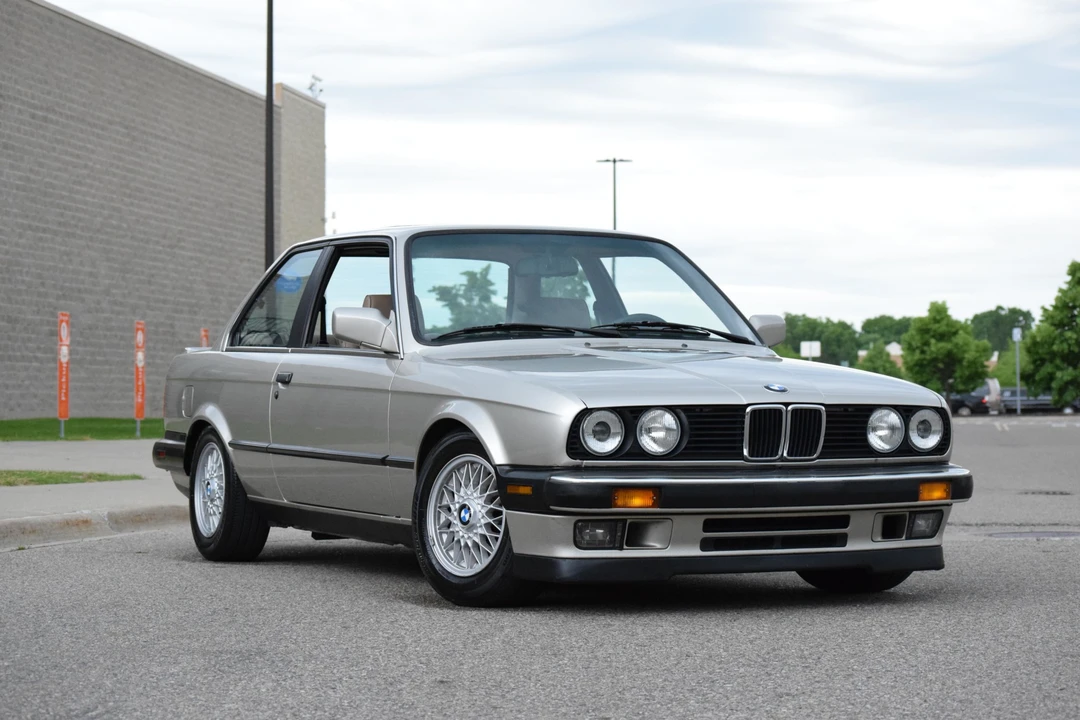 1988 BMW E30 3 Series - Image 4 of 31