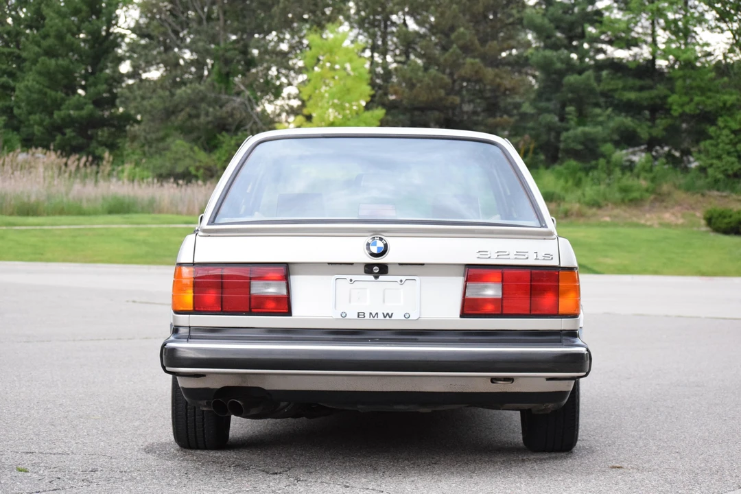 1988 BMW E30 3 Series - Image 17 of 31