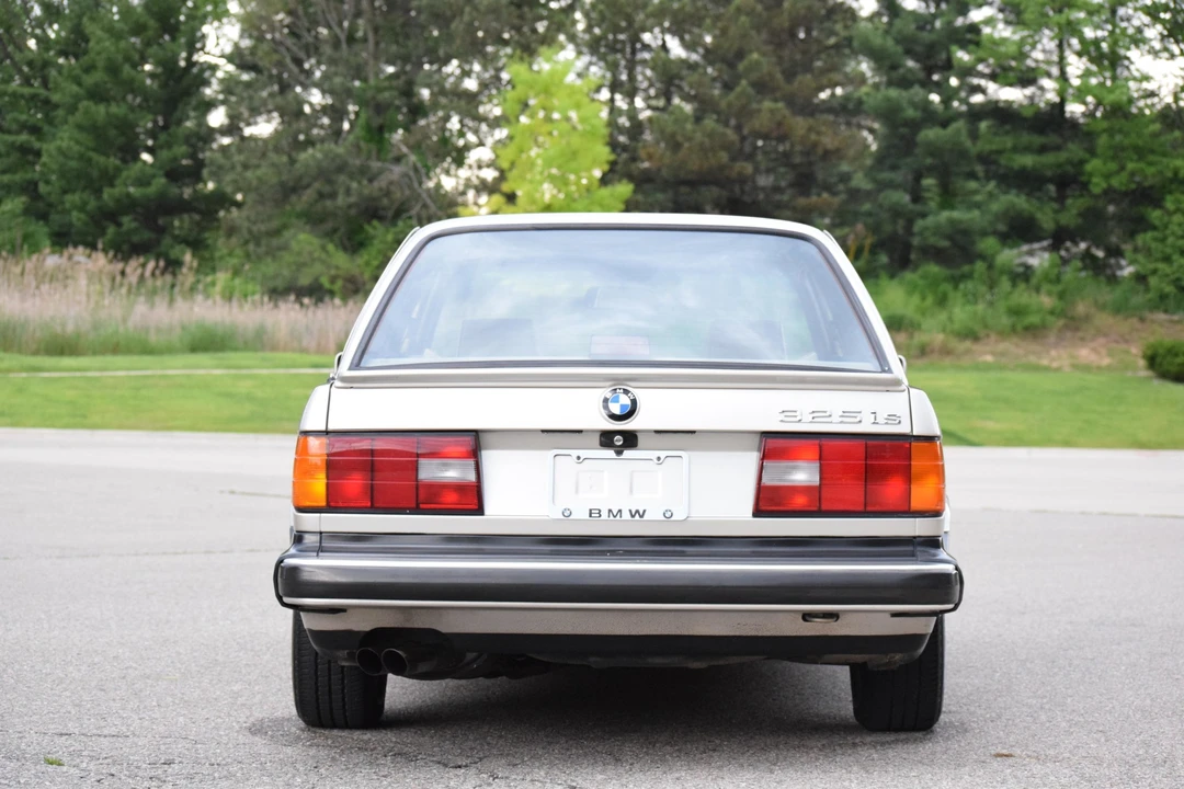 1988 BMW E30 3 Series - Image 18 of 31