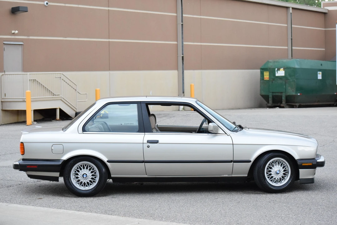 1988 BMW E30 3 Series - Image 22 of 31
