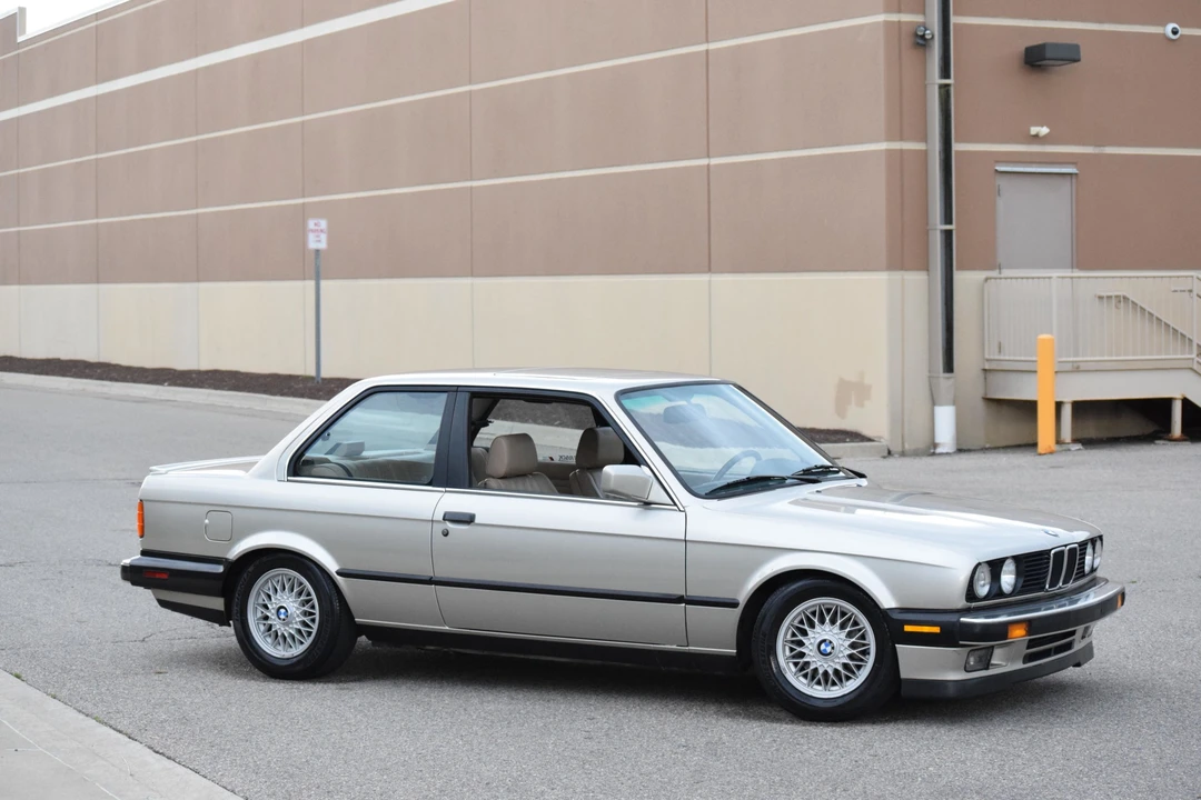 1988 BMW E30 3 Series - Image 23 of 31