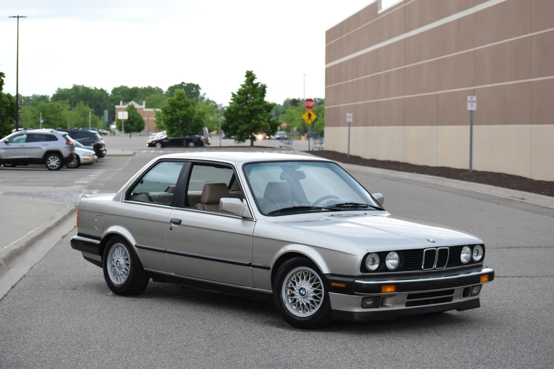 1988 BMW E30 3 Series - Image 24 of 31