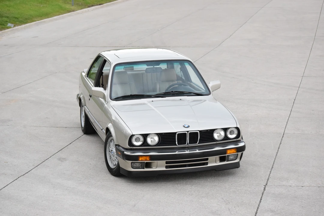 1988 BMW E30 3 Series - Image 25 of 31