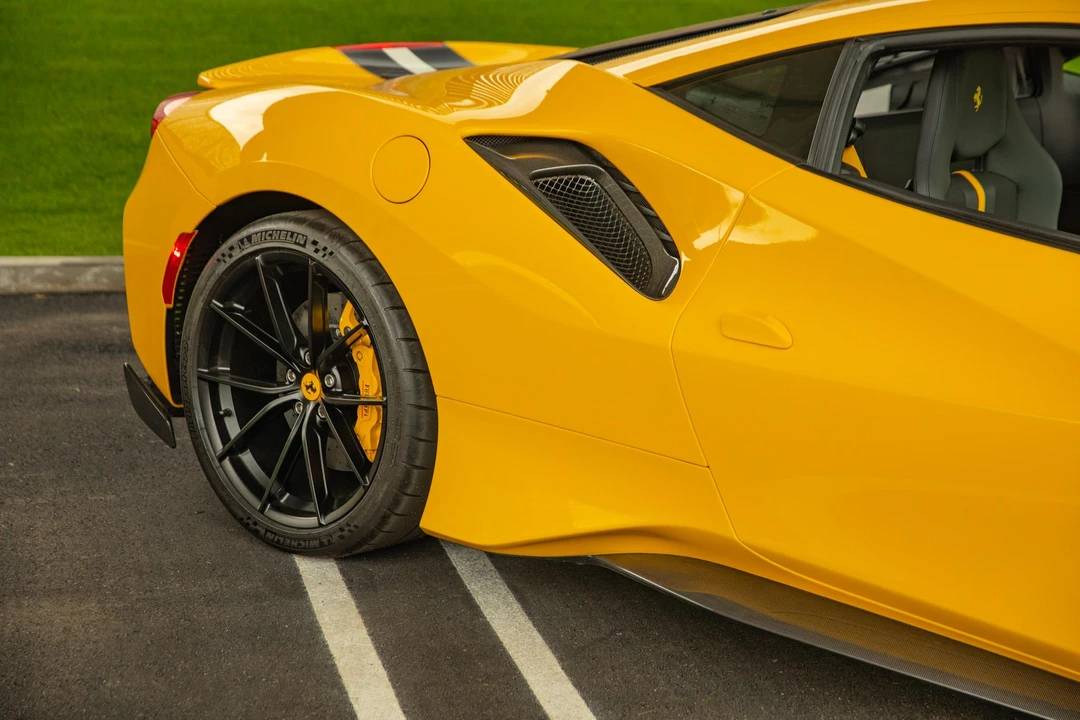 2020 Ferrari 488 Pista - Image 22 of 31