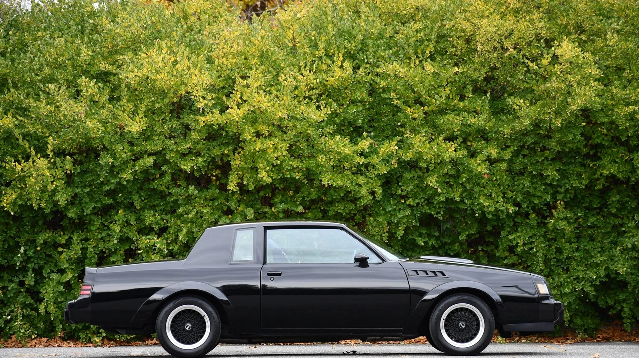 1987 Buick Grand National GNX - Image 28 of 31