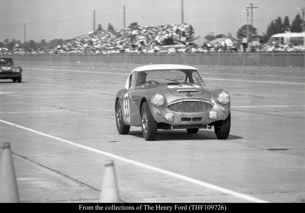 1964 Austin-Healey 3000 Mark II - Image 2 of 18