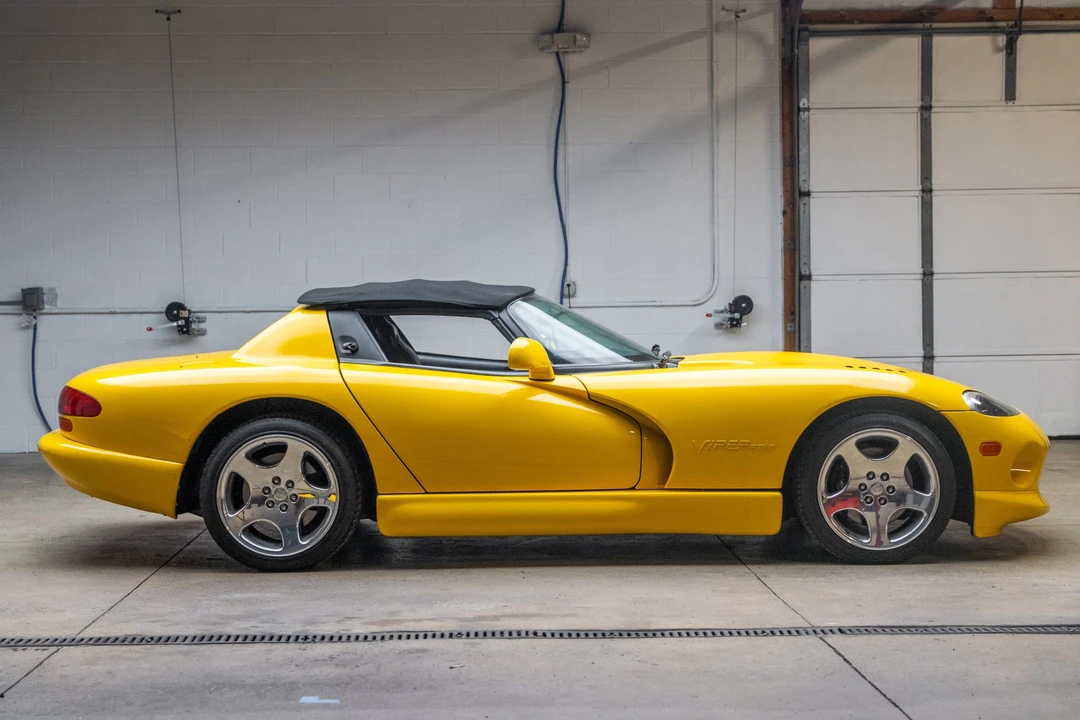2001 Dodge Viper 2nd Gen - Image 12 of 31