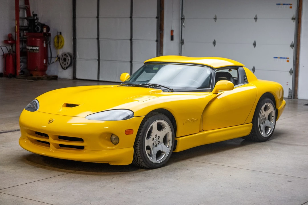 2001 Dodge Viper 2nd Gen - Image 17 of 31