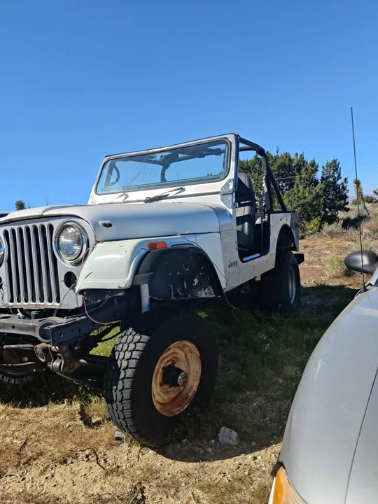 Jeep CJ7 - Image 2 of 8