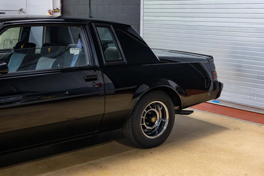 1987 Buick Grand National - Image 20 of 31