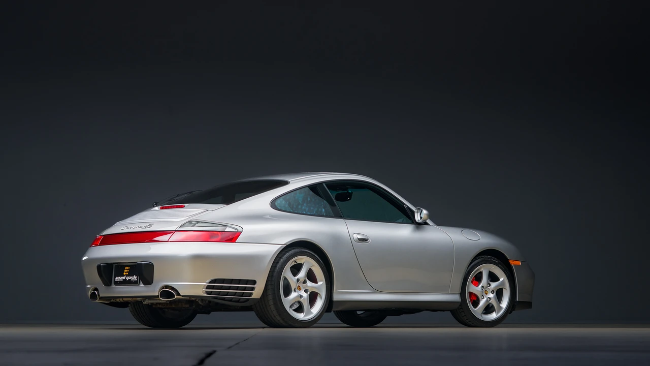 2002 Porsche 996 Carrera 4S - Image 10 of 31